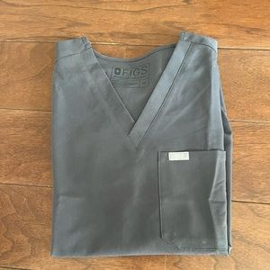 FIGS CATARINA ONE POCKET TOP